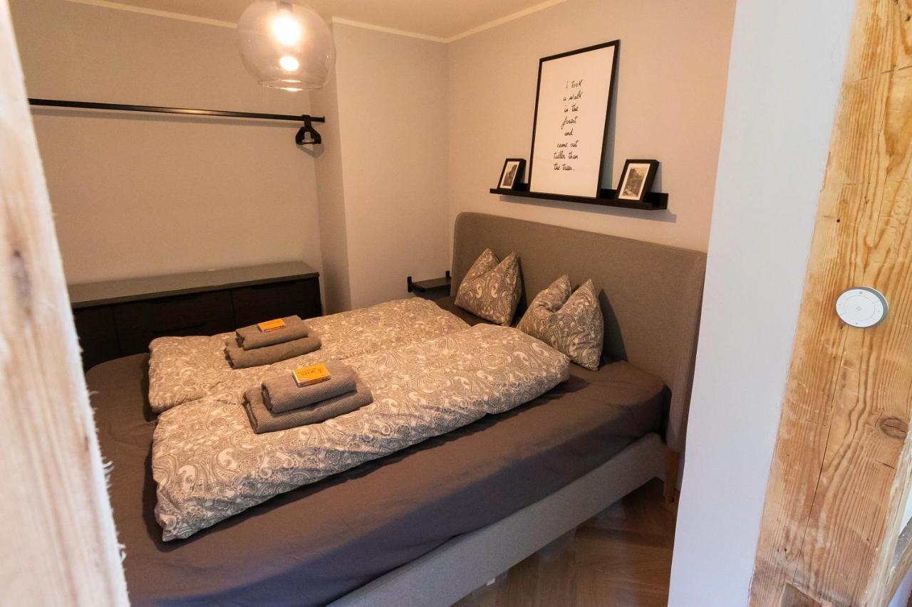 Apartment In Historischer Villa Mit Parkplatz Grünau im Almtal Dış mekan fotoğraf
